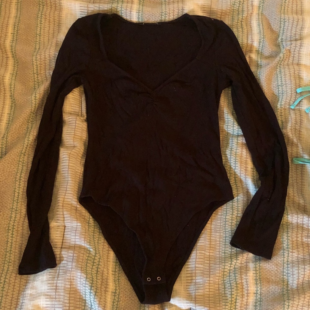 BLACK BODYSUIT